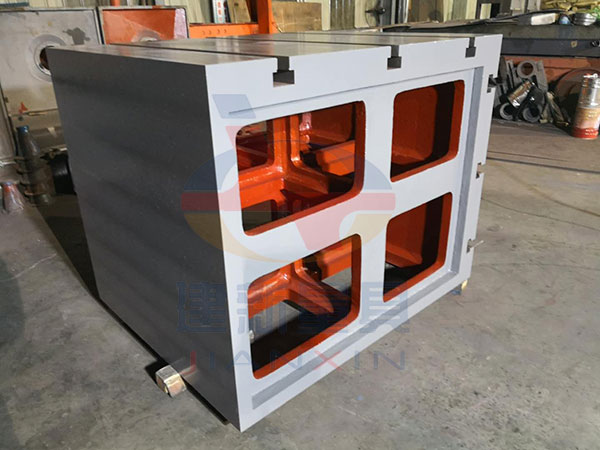 �T�F����